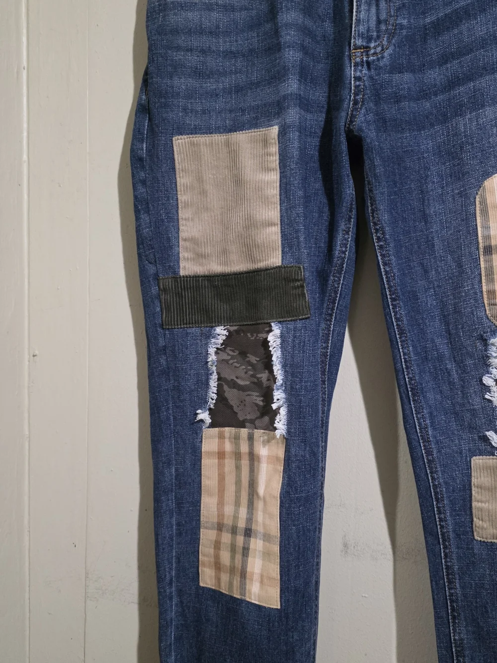 Sun + Stone Men's Pactchwork Denim JEANS DISTRESED Camo Plaid Cordury Size 30 Us